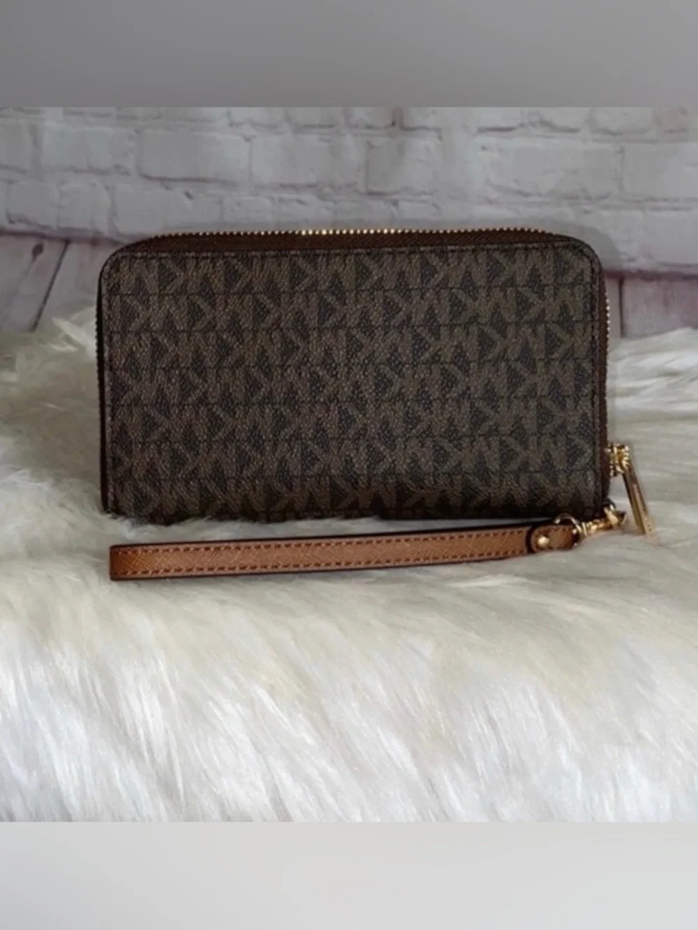 Michael Kors JET SET TRAVEL Lg Flat MF Phone Case Wallet
